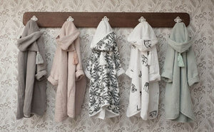 Peignoir ou Robe de Chambre : Quelle différence ?